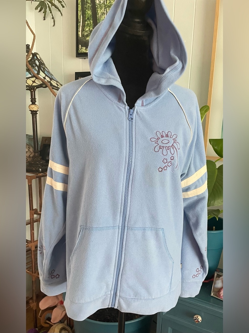 Girls REI Blue Embroidered Fleece Hoodie Size XL (16/18)